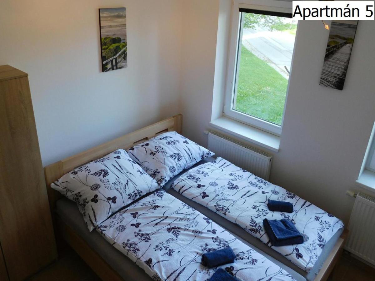 Apartmany Horní Planá Exteriör bild